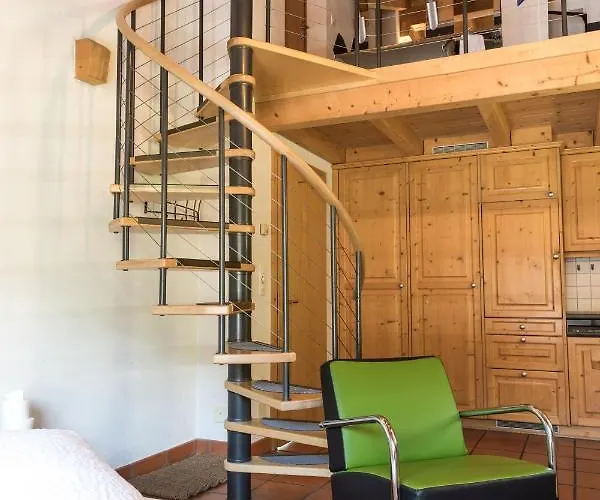 Schnider Und Cafe Szálloda 2*