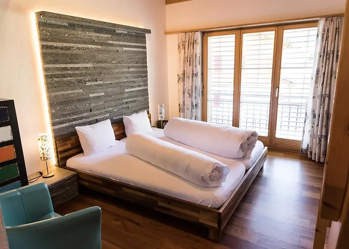 Schnider Und Cafe Szálloda 2*