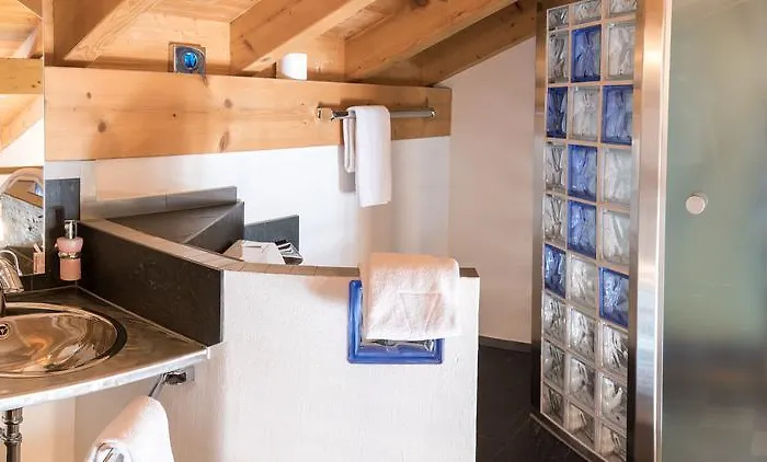 Szálloda Schnider Und Cafe 2*