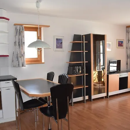 Schnider Und Café 2* Vals