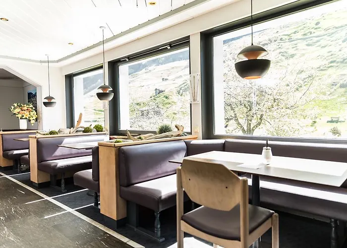 Schnider Und Café 2*