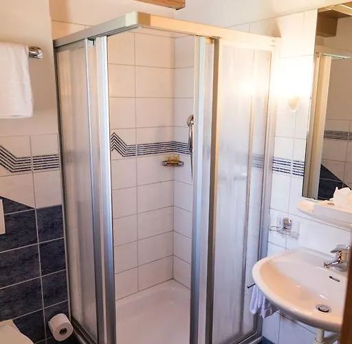 Schnider Und Café Vals